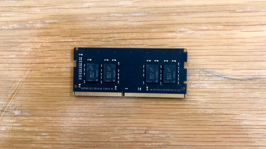 Ram_Laptop_8GB_DDR4_Micron_MTA8ATF1G64HZ‑2G3E2_MỚI_99__-_longbinh.com.vn5_hqcd-1s