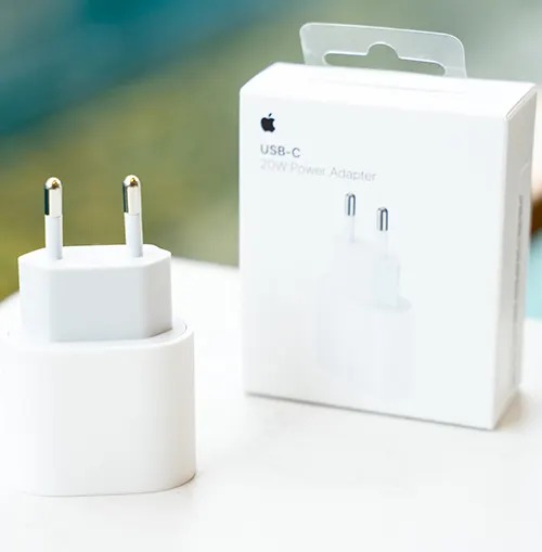 3._SẠC_APPLE_IPHONE_20W_CỔNG_TYPE-C_PD_MD3J4ZAA_CHÍNH_HÃNG_-_longbinh.com.vn
